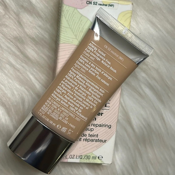 🤍Clinique Even Better Refresh Hydrating and Repairing Makeup🤍 - Picture 9 of 9